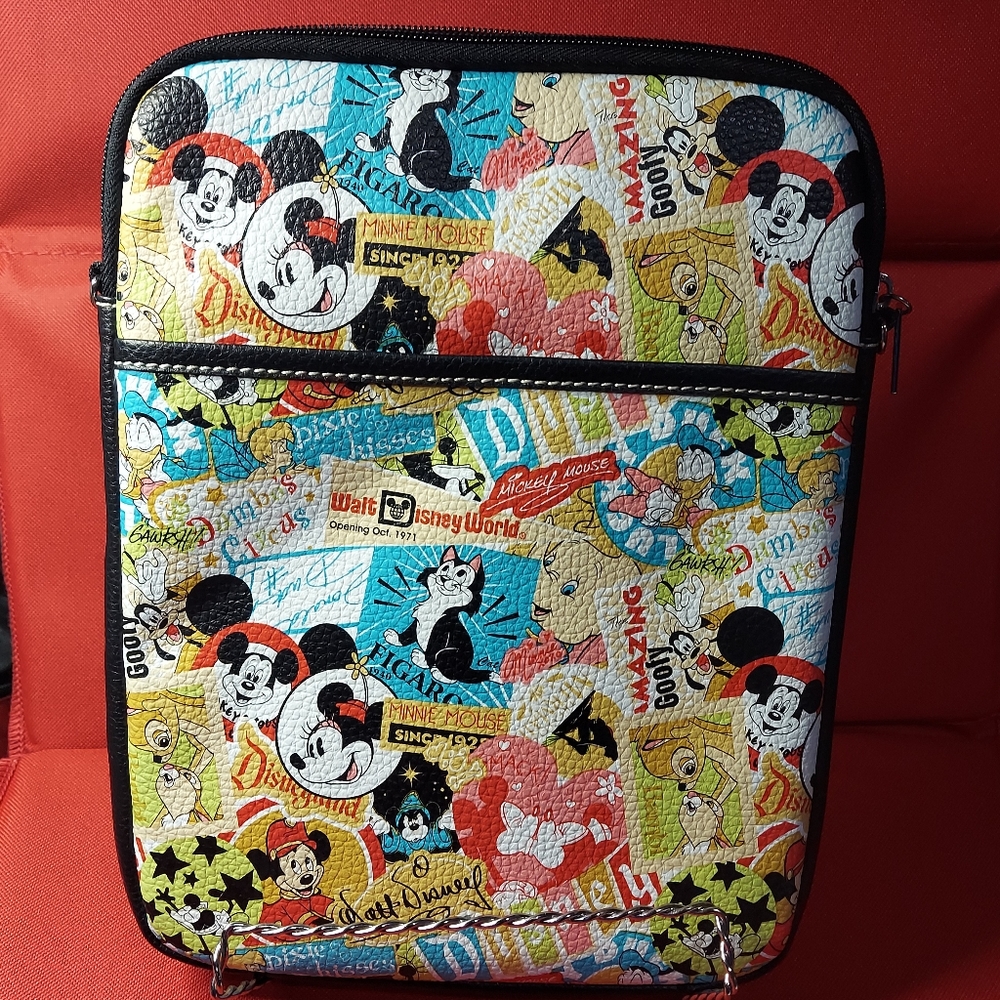 Mickey mouse tablet sleeve